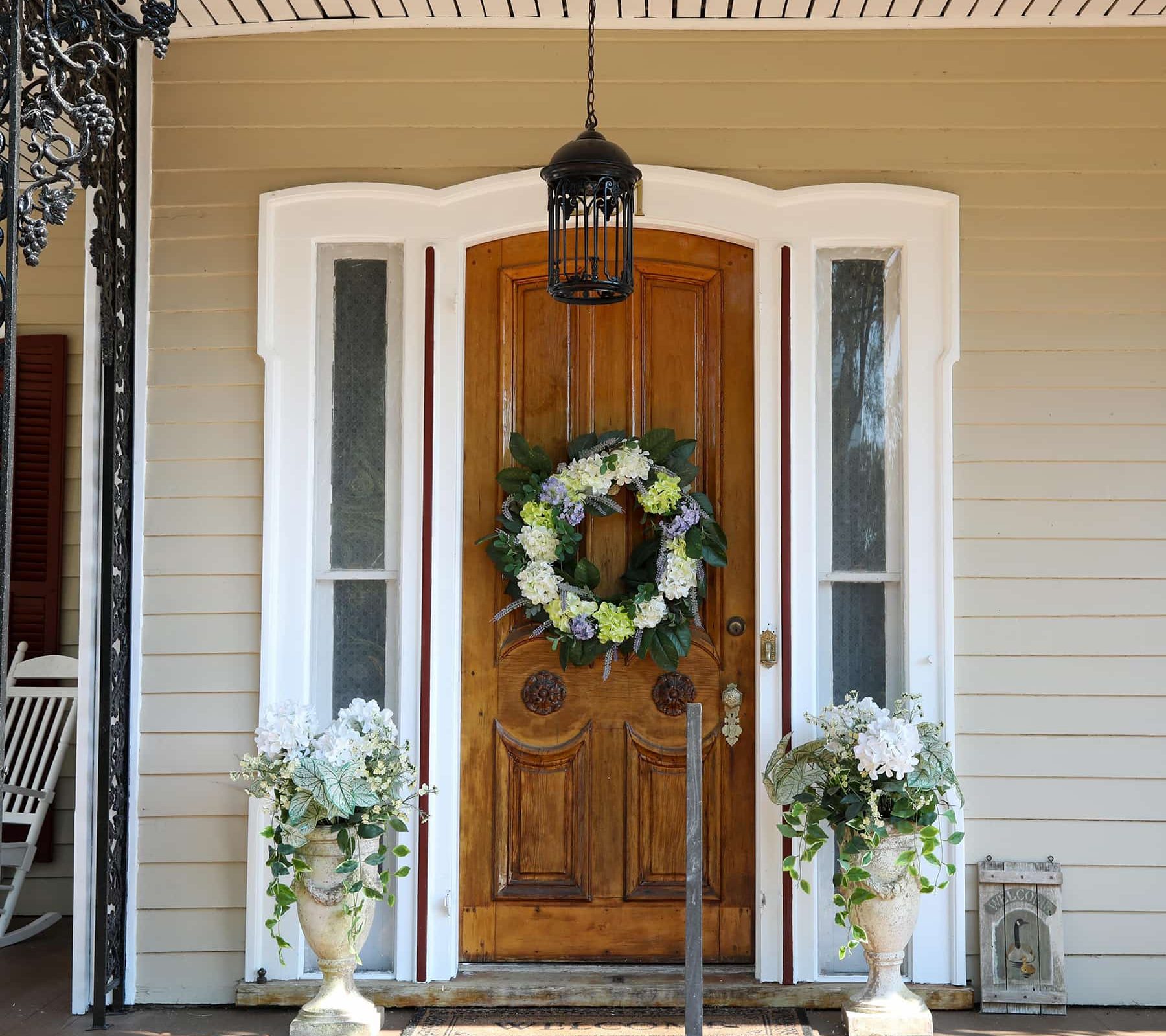Front door with wreath of Cypress River Inn and Spa in Snow Hill, MD
